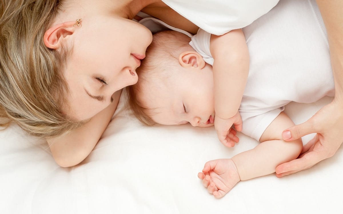 cute-mother-baby-sleeping-photography-happy.jpg
